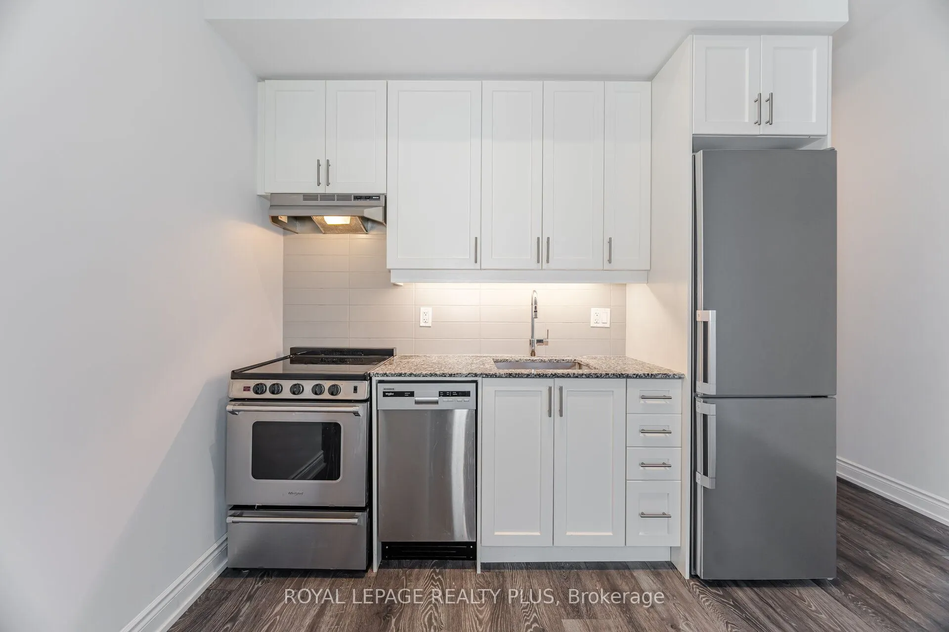 1050 Main Street E, #620