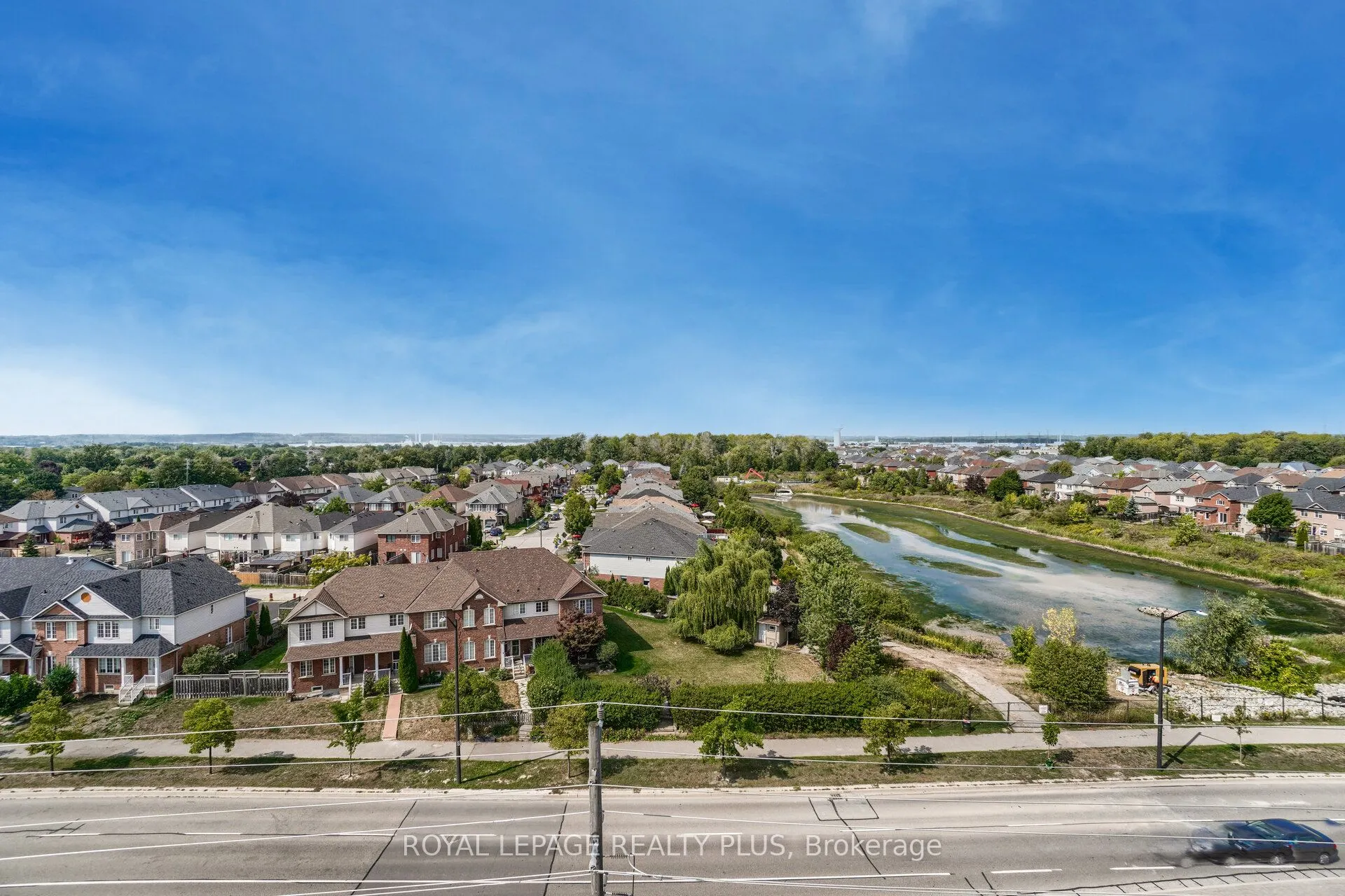 1050 Main Street E, #620
