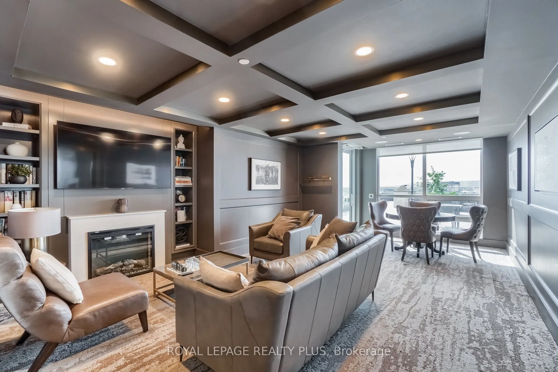 1050 Main Street E, #620