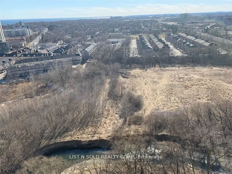 36 Park Lawn Road, #1804