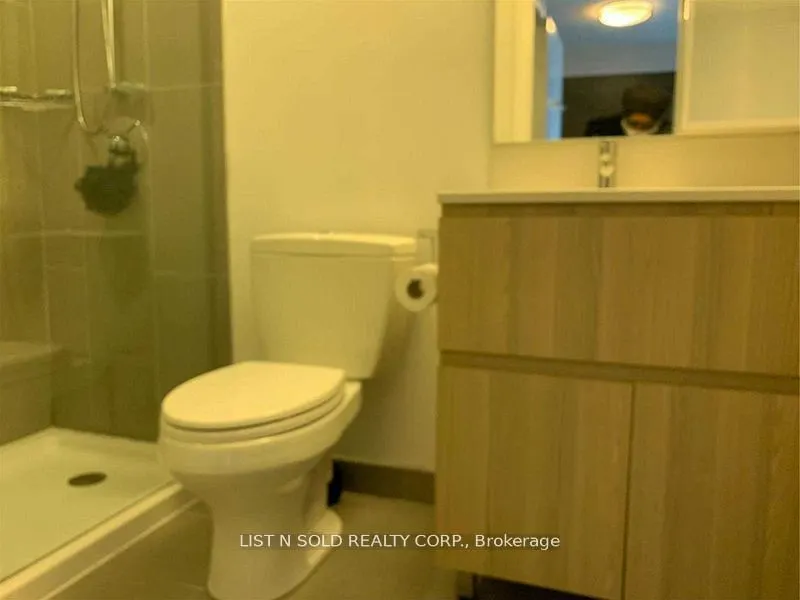 36 Park Lawn Road, #1804