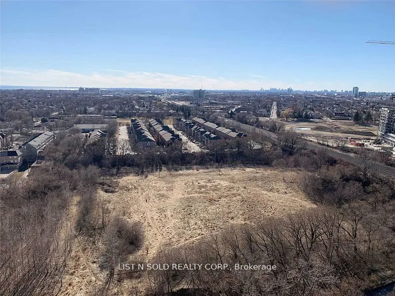 36 Park Lawn Road, #1804
