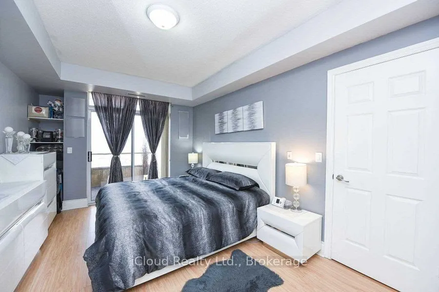 3888 Duke of York Boulevard, #2924