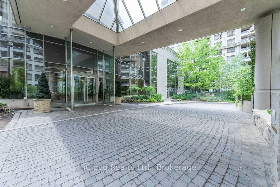 3888 Duke of York Boulevard, #2924