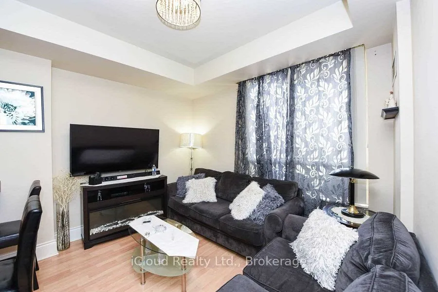 3888 Duke of York Boulevard, #2924