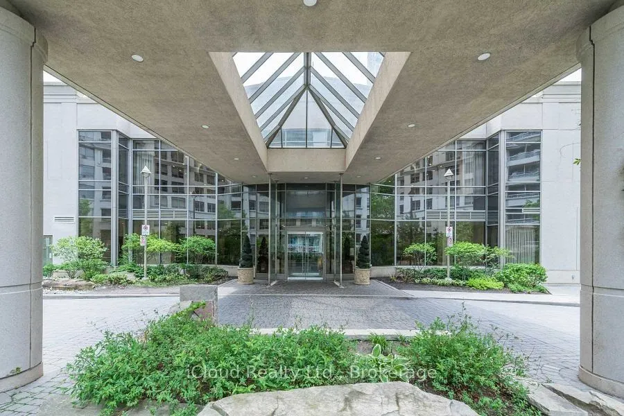 3888 Duke of York Boulevard, #2924