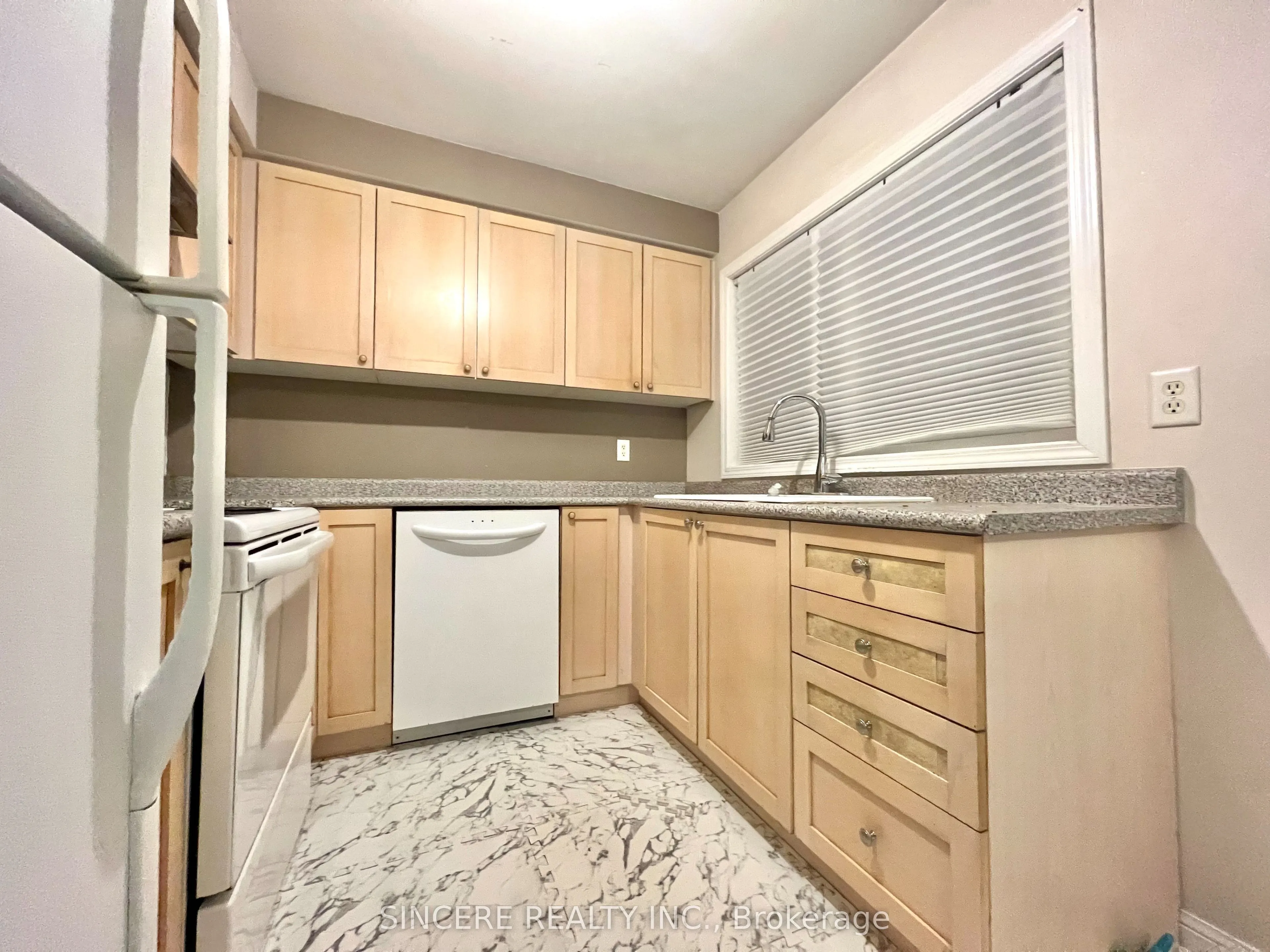 5872 Osprey Boulevard, #Upper