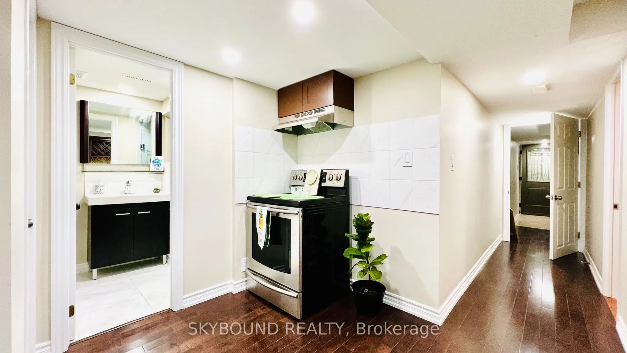 1161 Claredale Road W, #Bsmt