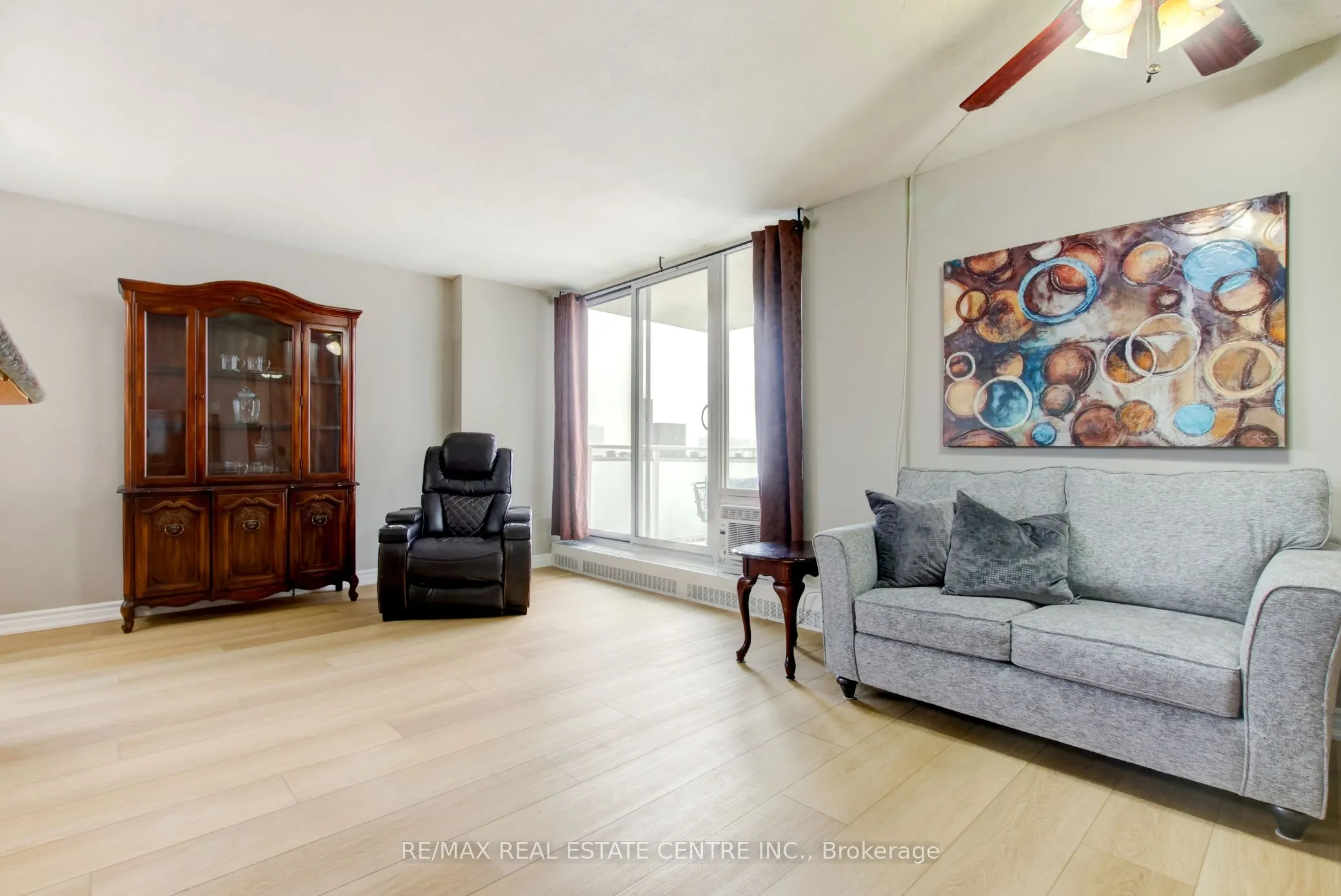 2345 Confederation Parkway, #1202