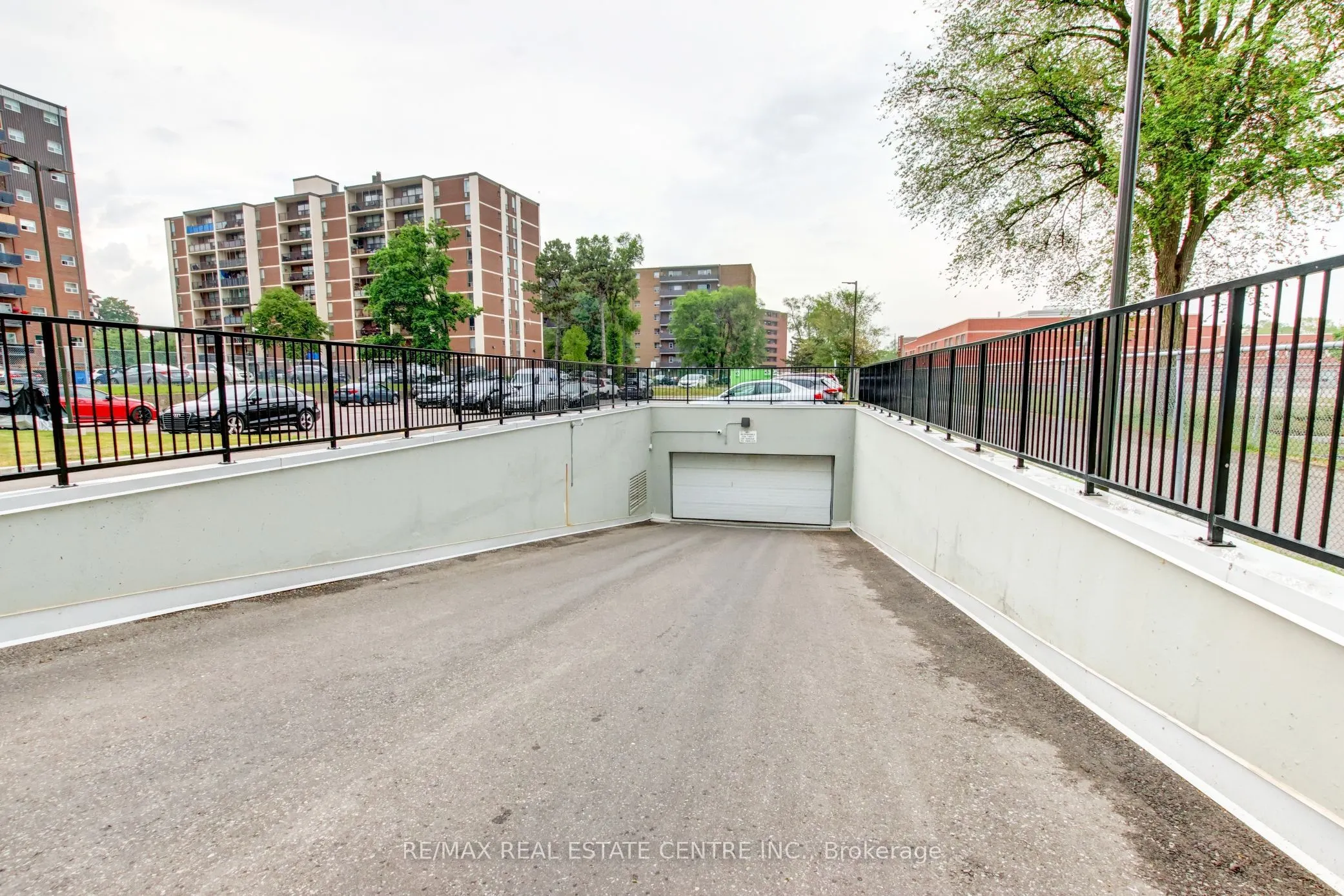 2345 Confederation Parkway, #1202