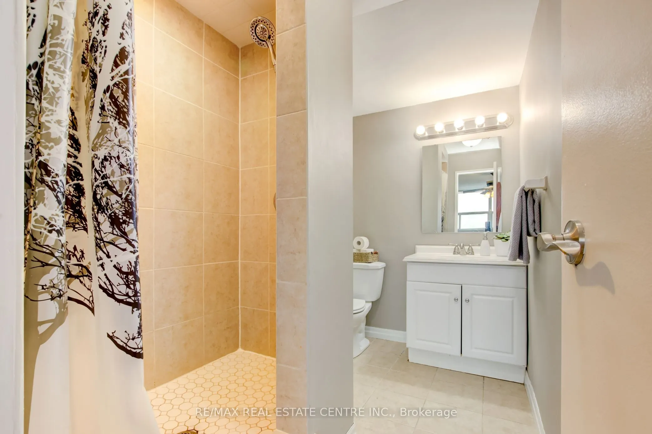 2345 Confederation Parkway, #1202