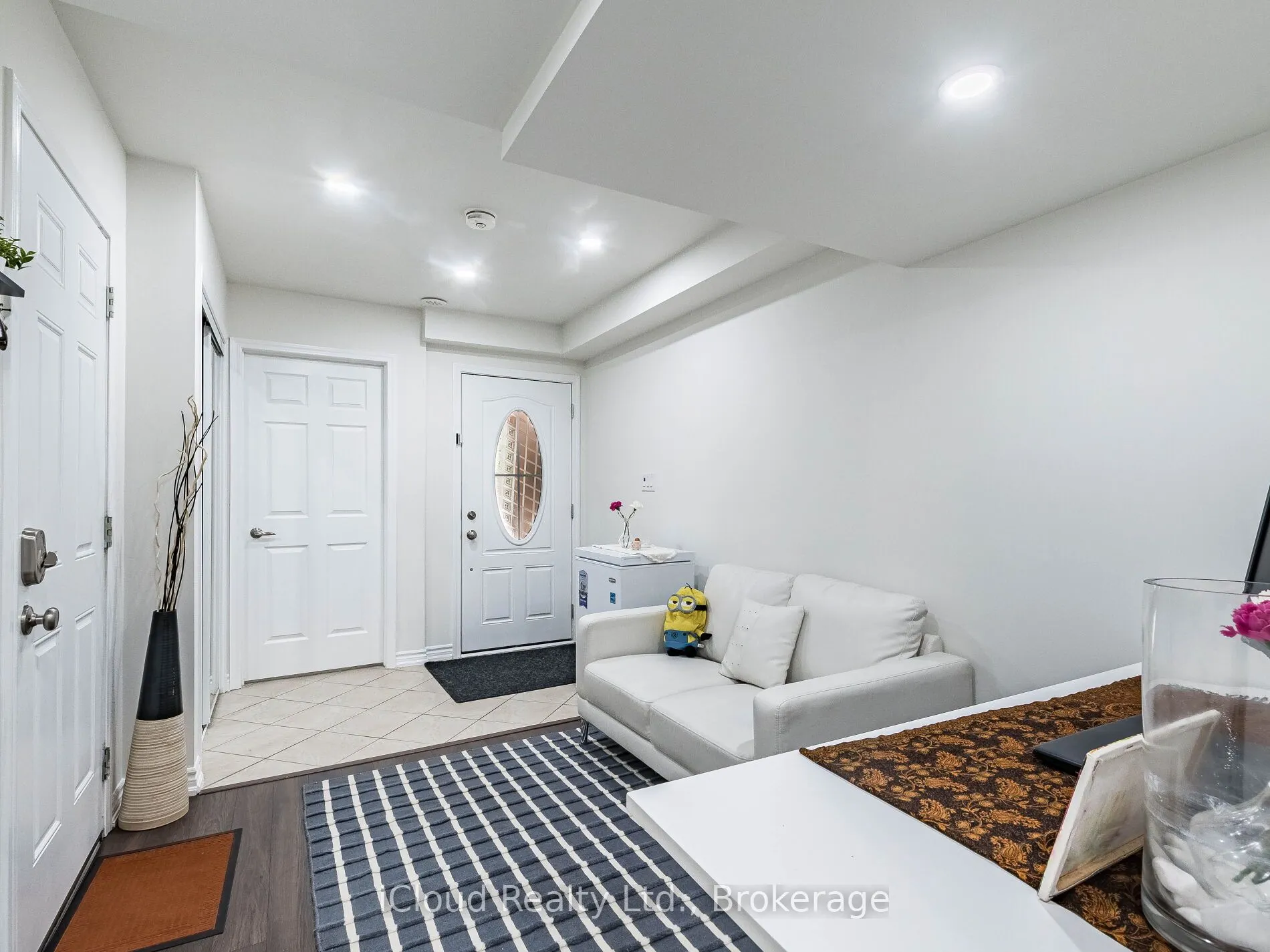 581 Allport Gate