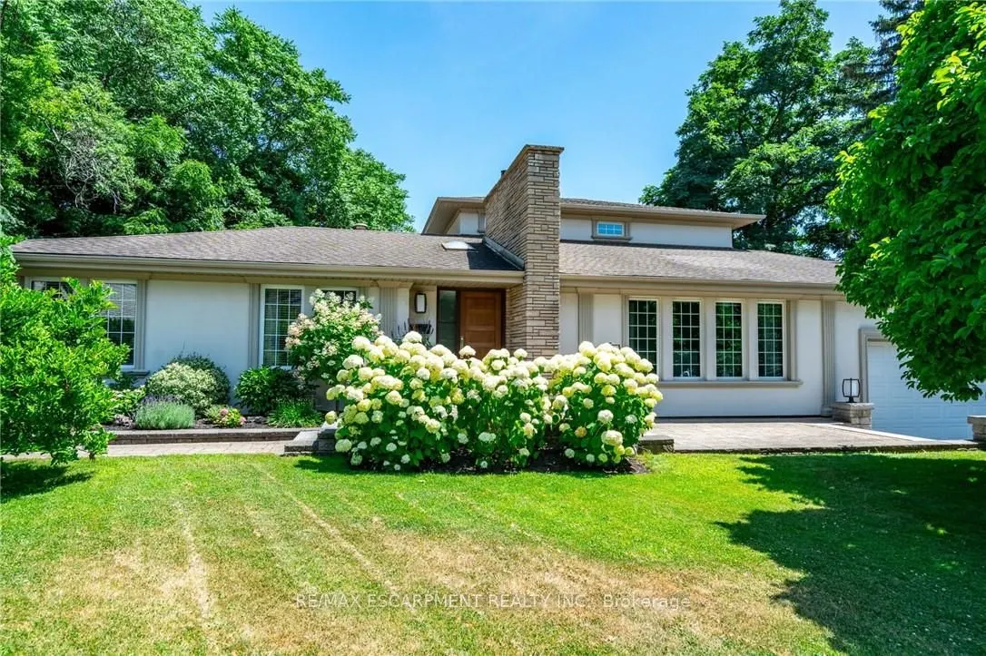 822 Danforth Place