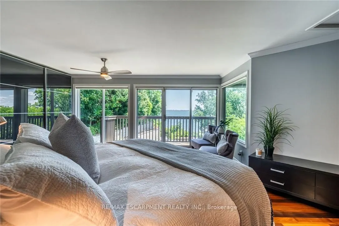 822 Danforth Place