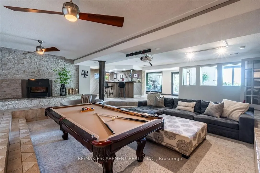 822 Danforth Place