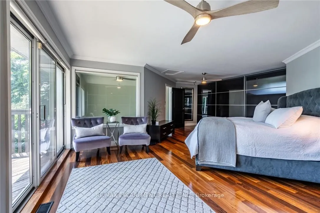 822 Danforth Place