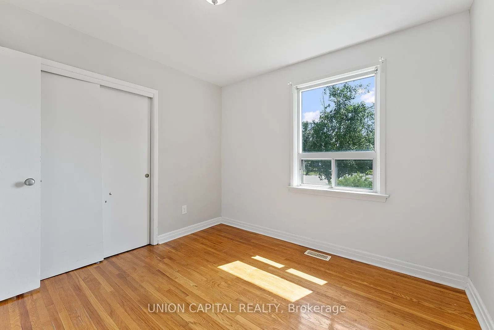 379 Tamarack Circle, #MAIN