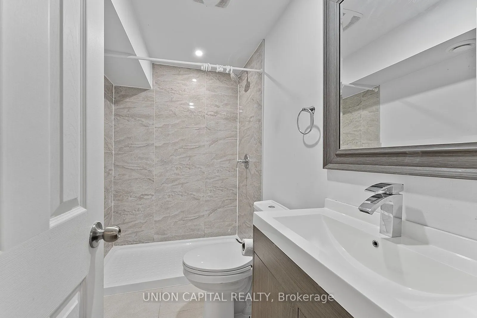 379 Tamarack Circle, #MAIN