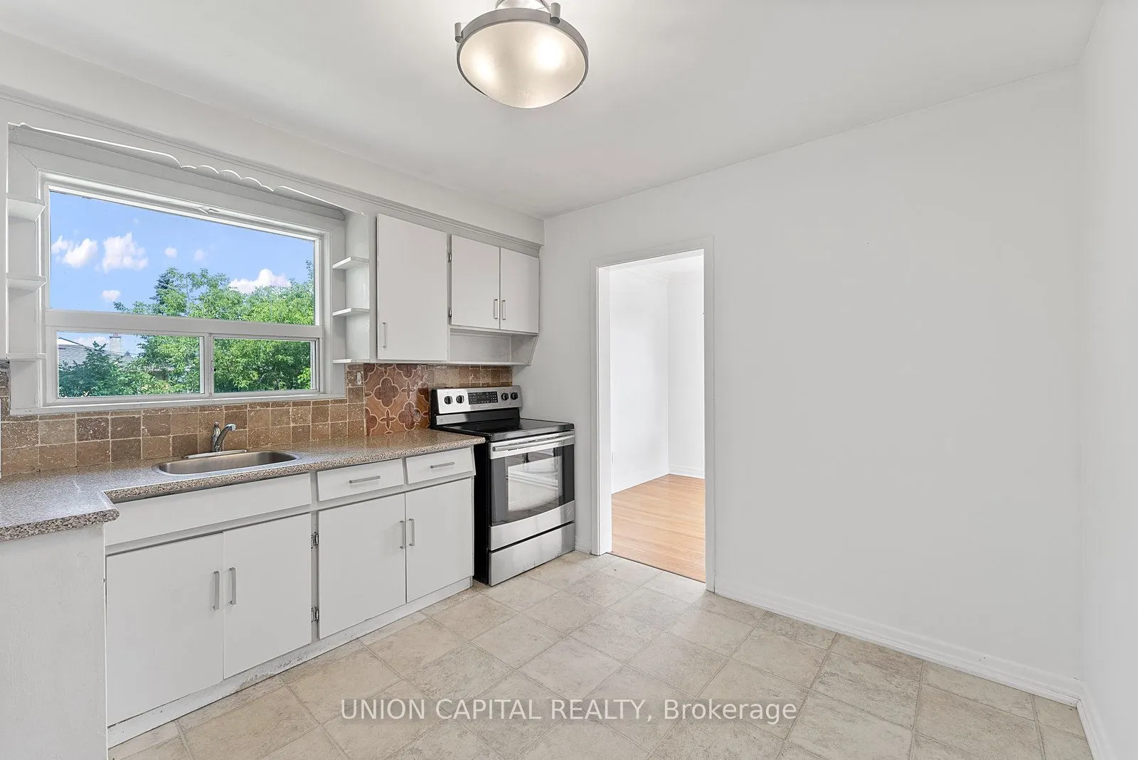 379 Tamarack Circle, #MAIN