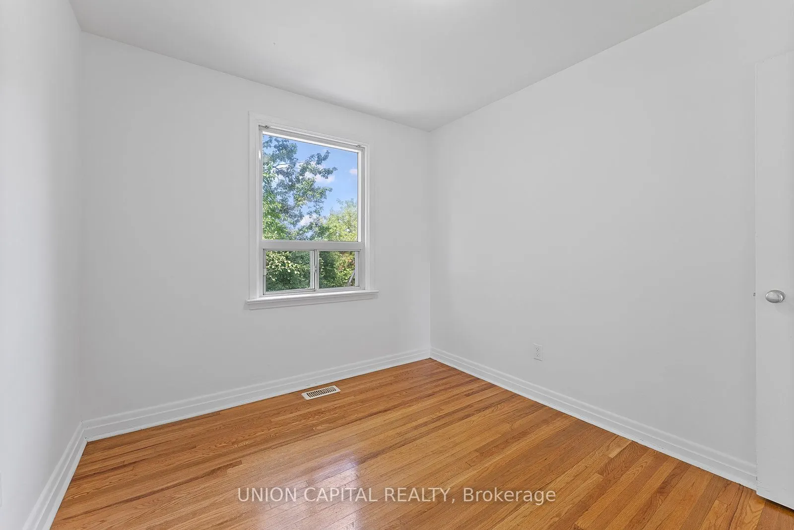 379 Tamarack Circle, #MAIN