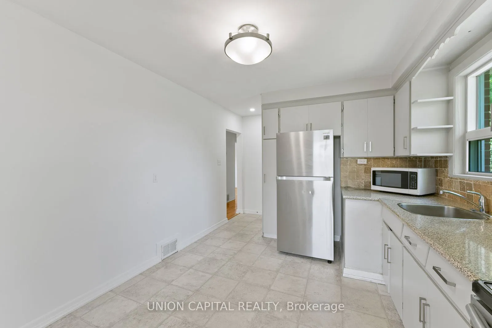 379 Tamarack Circle, #MAIN