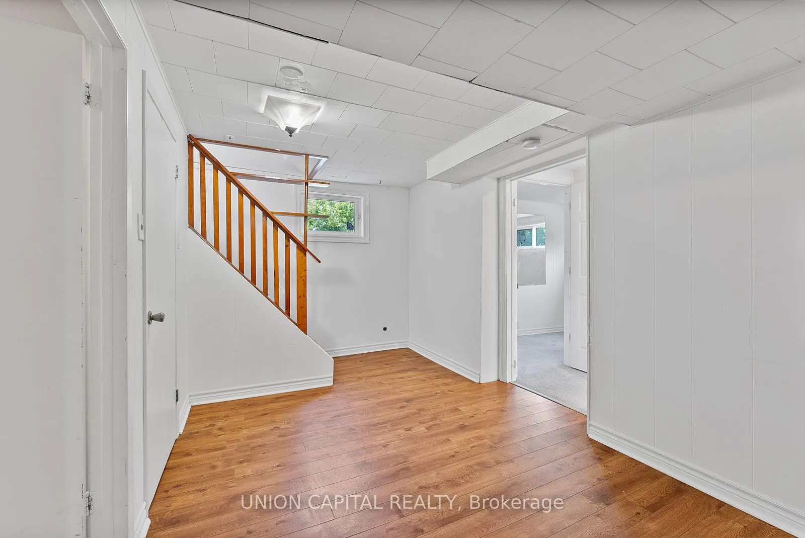 379 Tamarack Circle, #LOWER