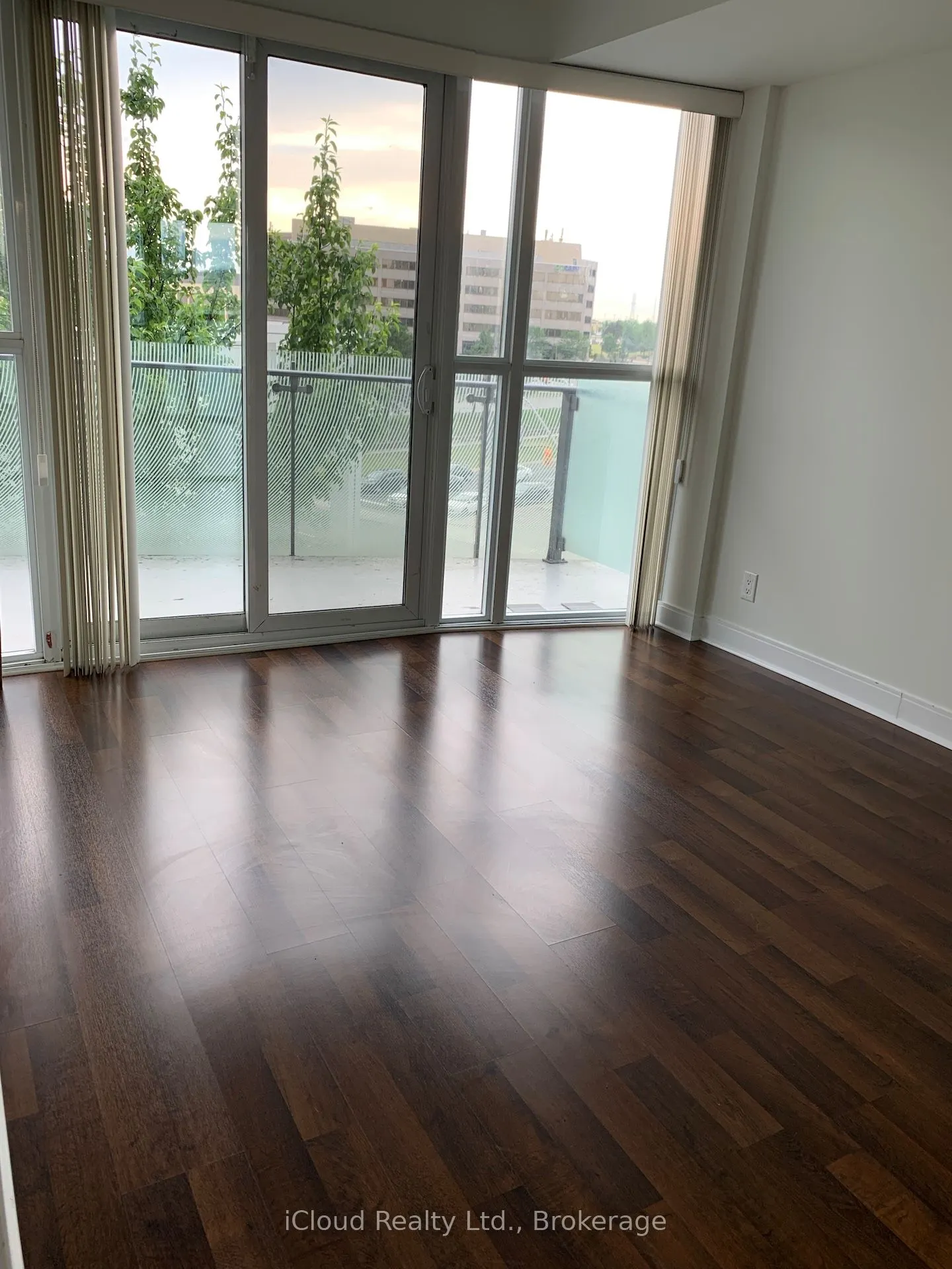 50 Absolute Avenue, #408