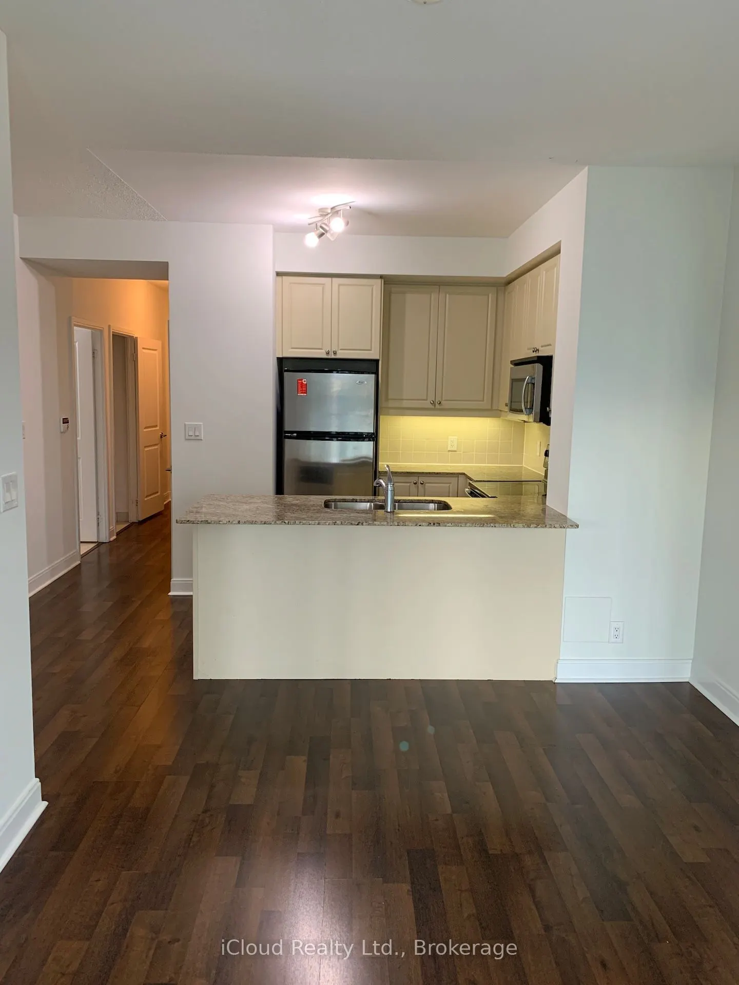 50 Absolute Avenue, #408