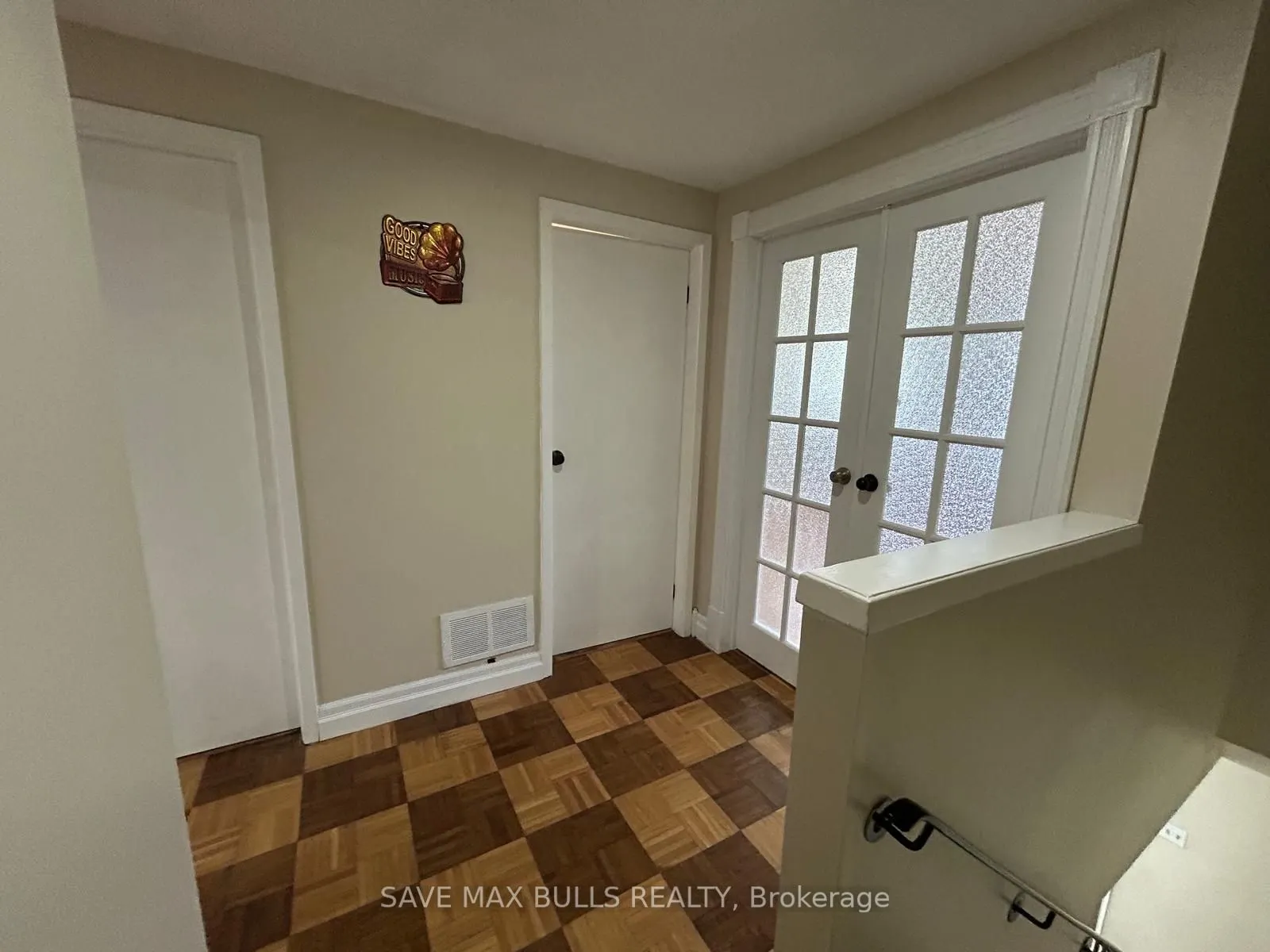 81 Hansen Road N, #99