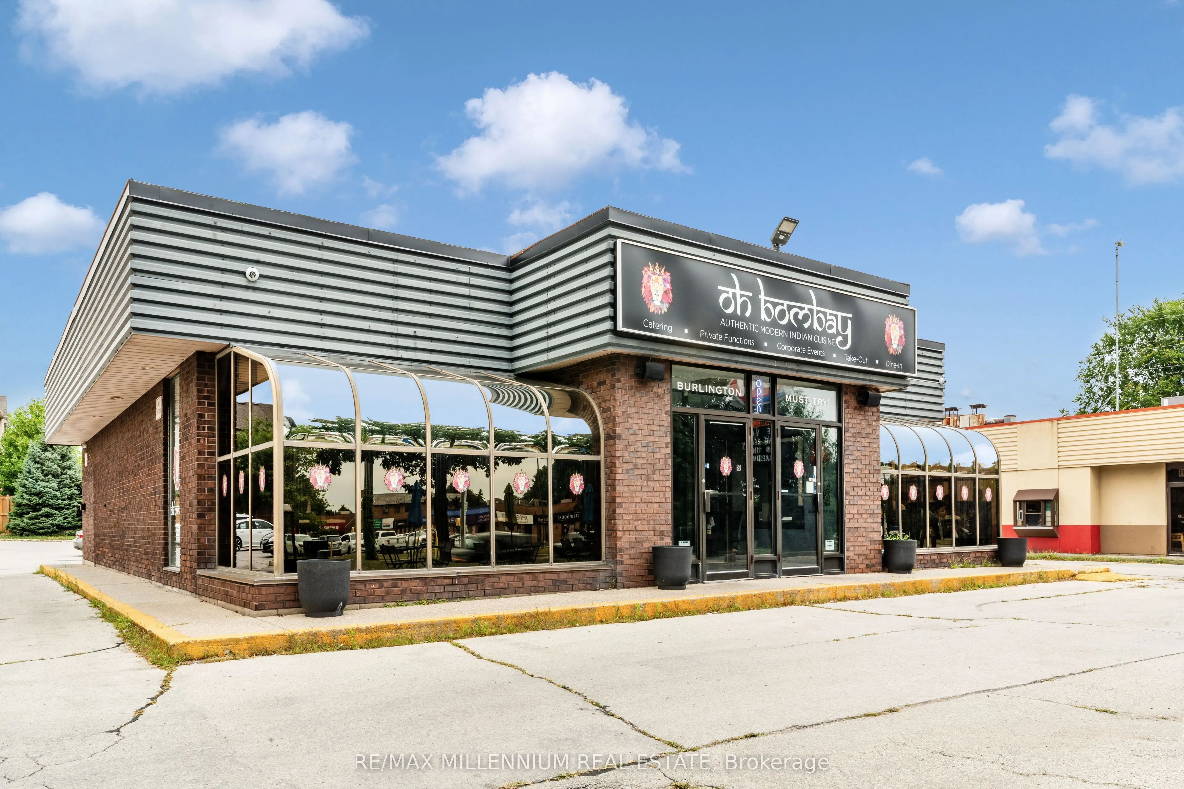 671 Appleby Line