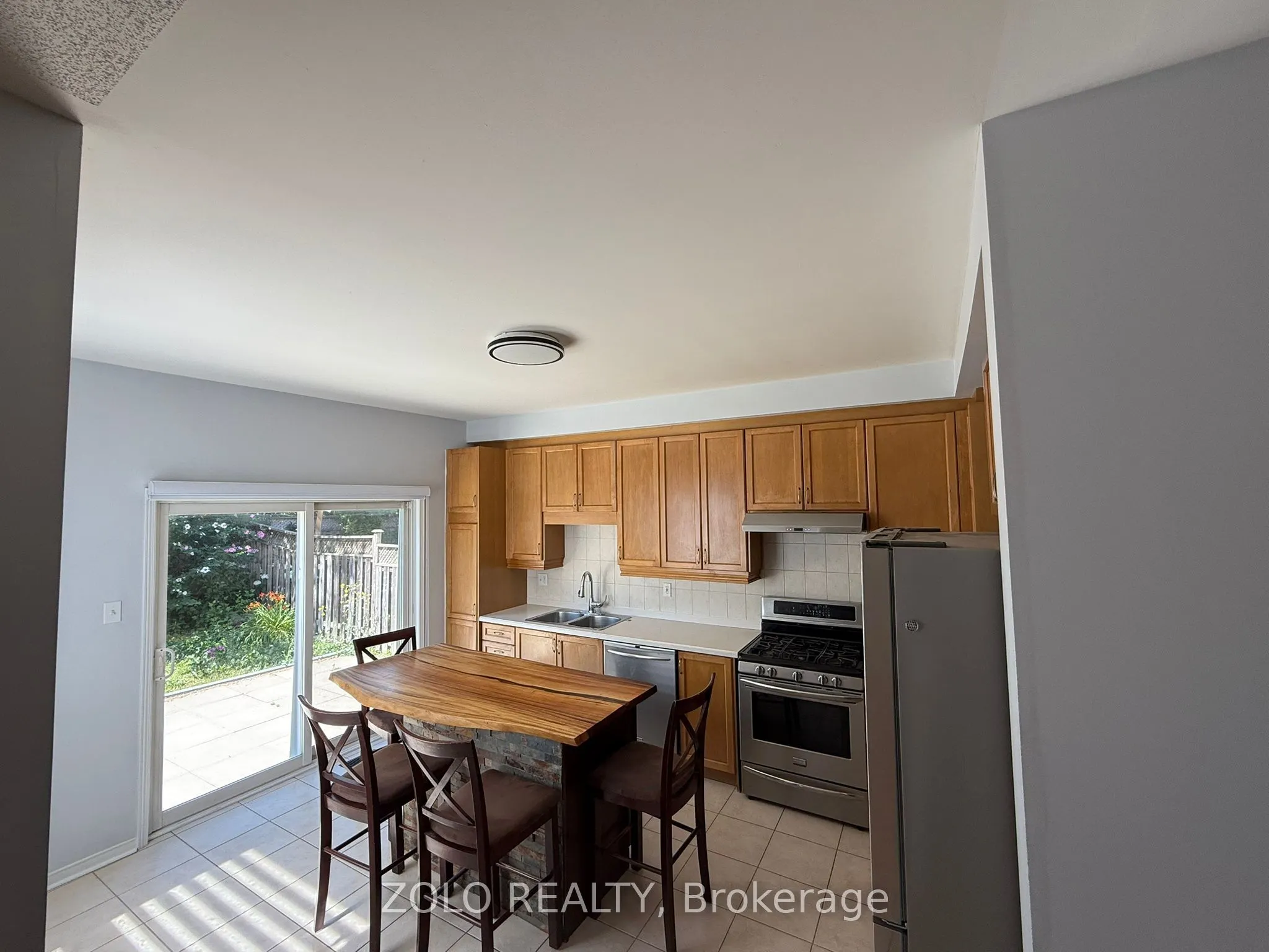4792 Glasshill Grove
