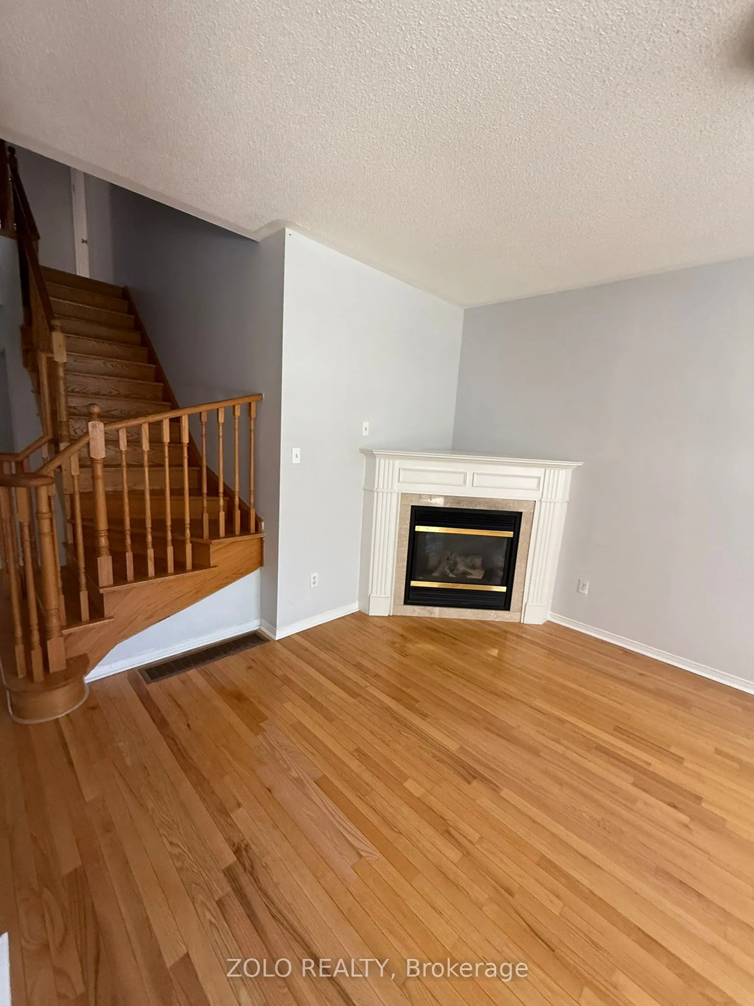 4792 Glasshill Grove