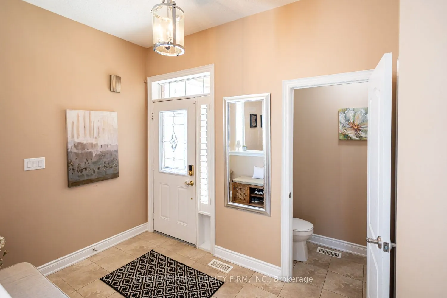 2371 QUETICO Crescent