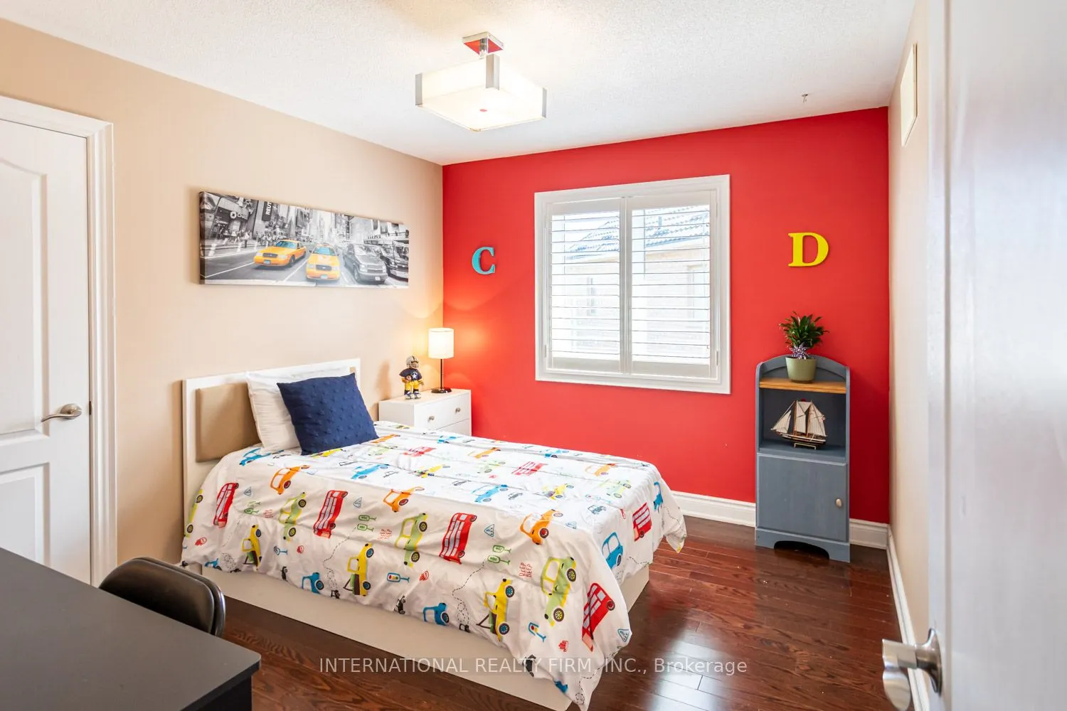 2371 QUETICO Crescent