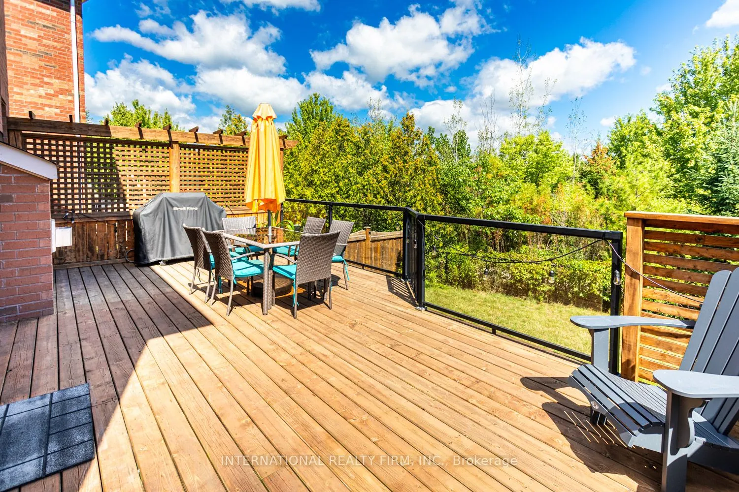 2371 QUETICO Crescent
