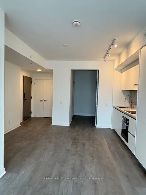 4015 THE EXCHANGE, #2206