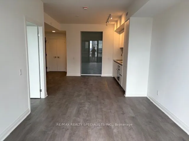 4015 THE EXCHANGE, #2206