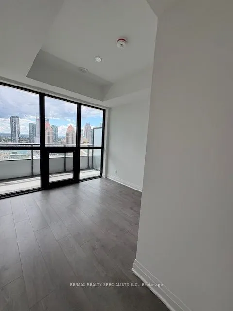4015 THE EXCHANGE, #2206