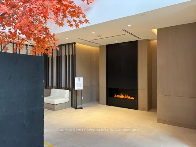 4015 THE EXCHANGE, #2206