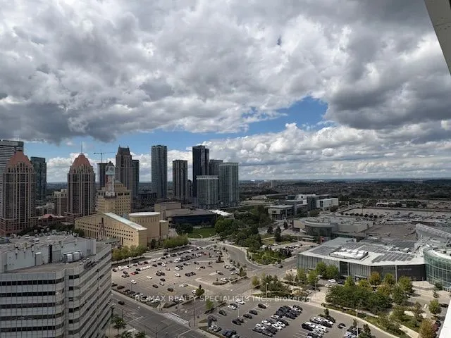 4015 THE EXCHANGE, #2206
