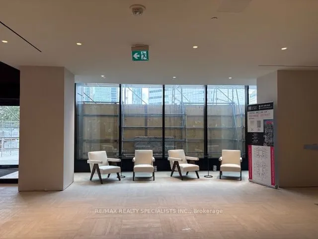 4015 THE EXCHANGE, #2206