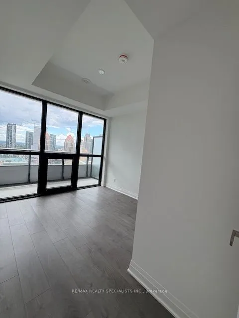 4015 THE EXCHANGE, #2206