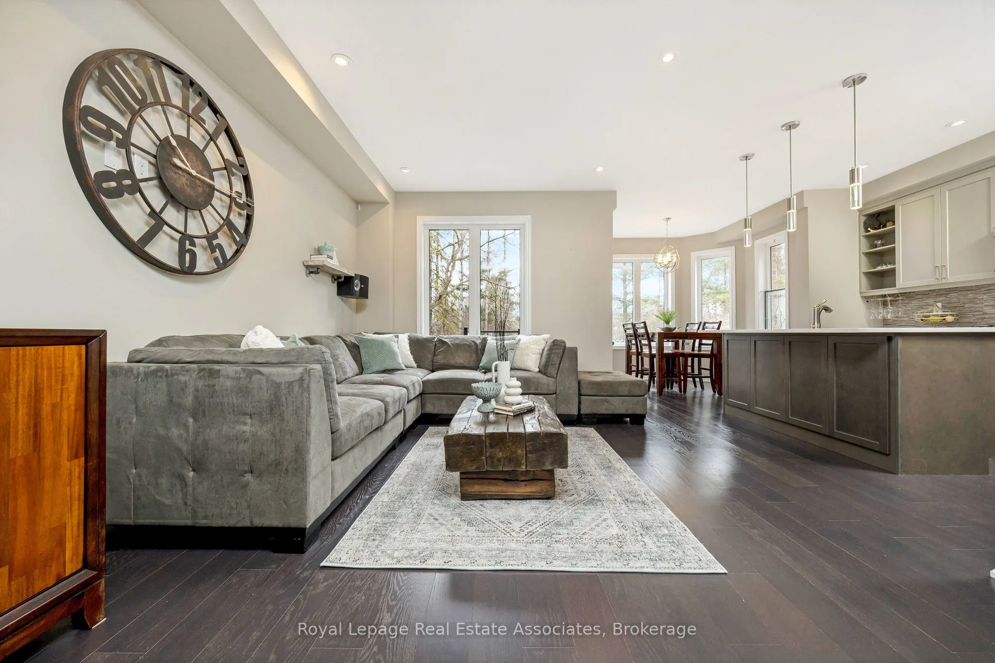 25 Upper Canada Court