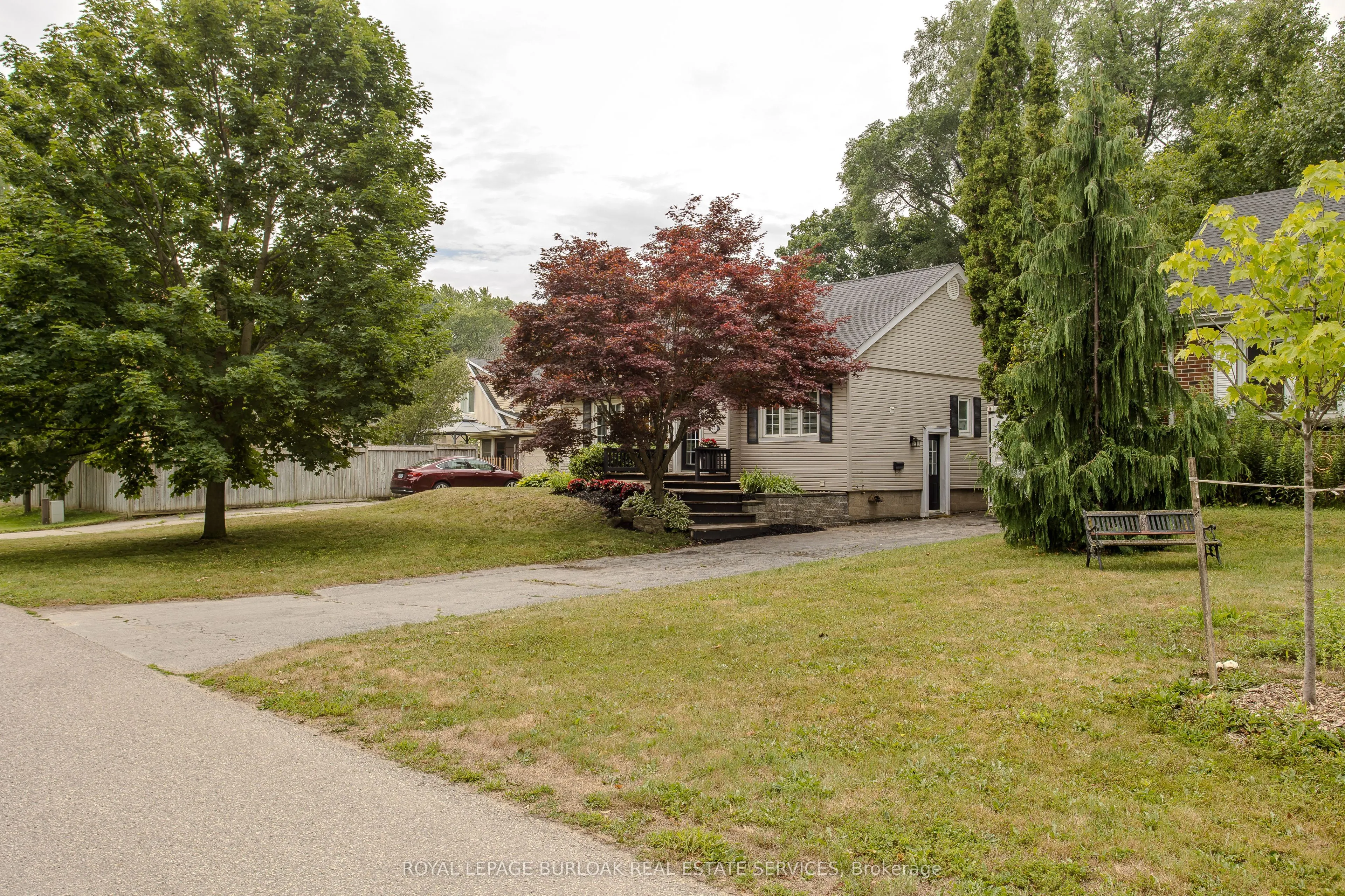 936 Harvey Place
