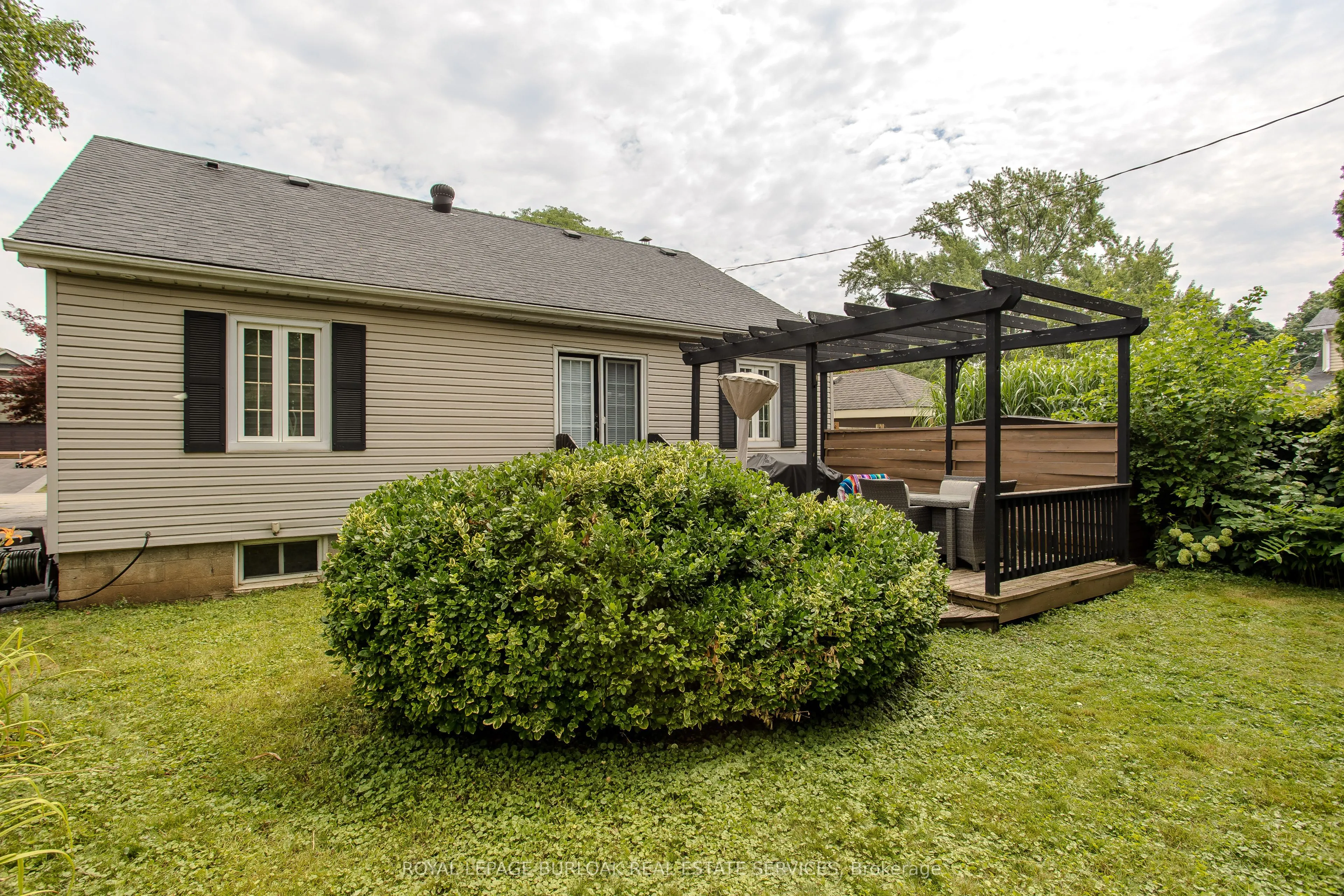 936 Harvey Place