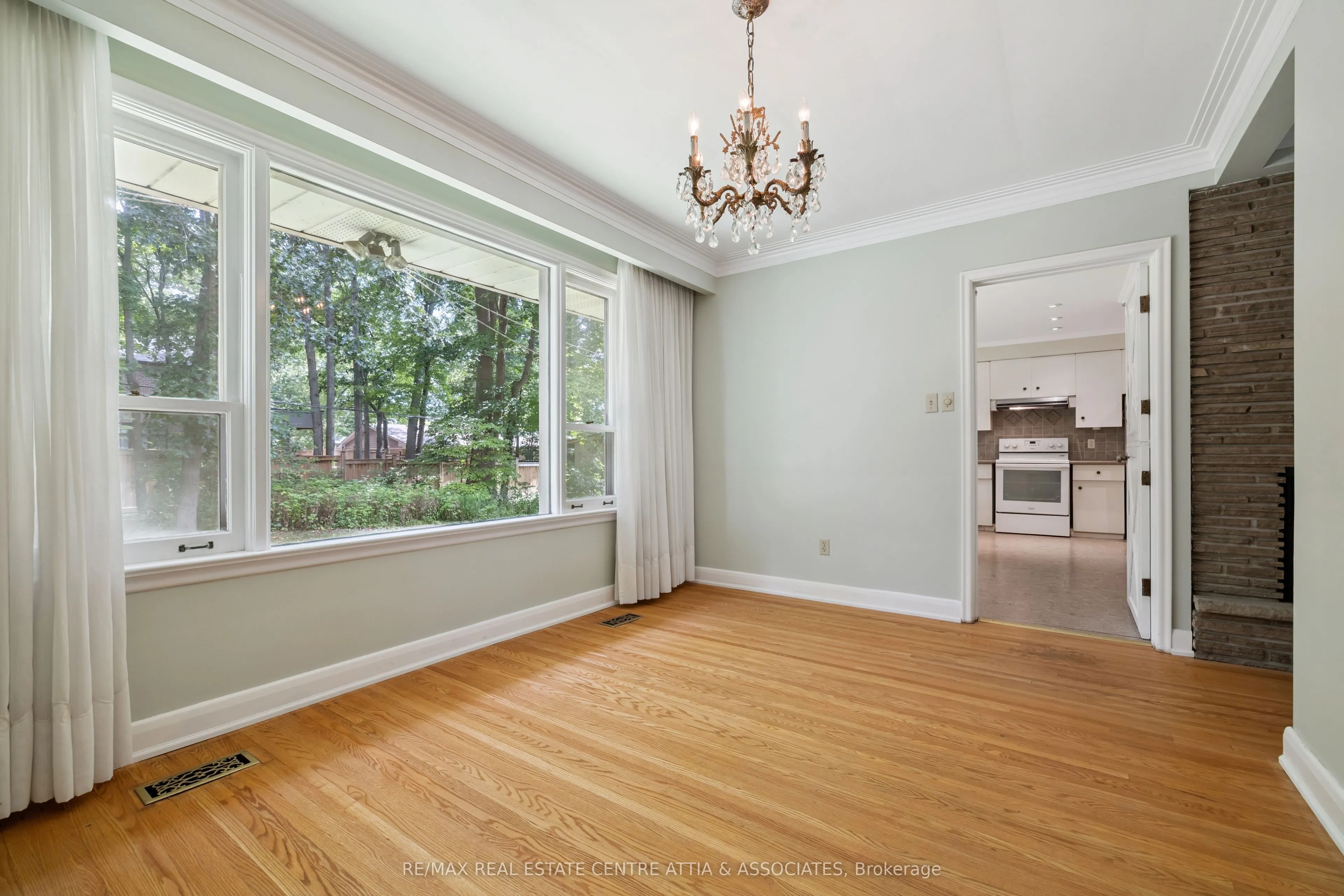 1475 Merrow Road
