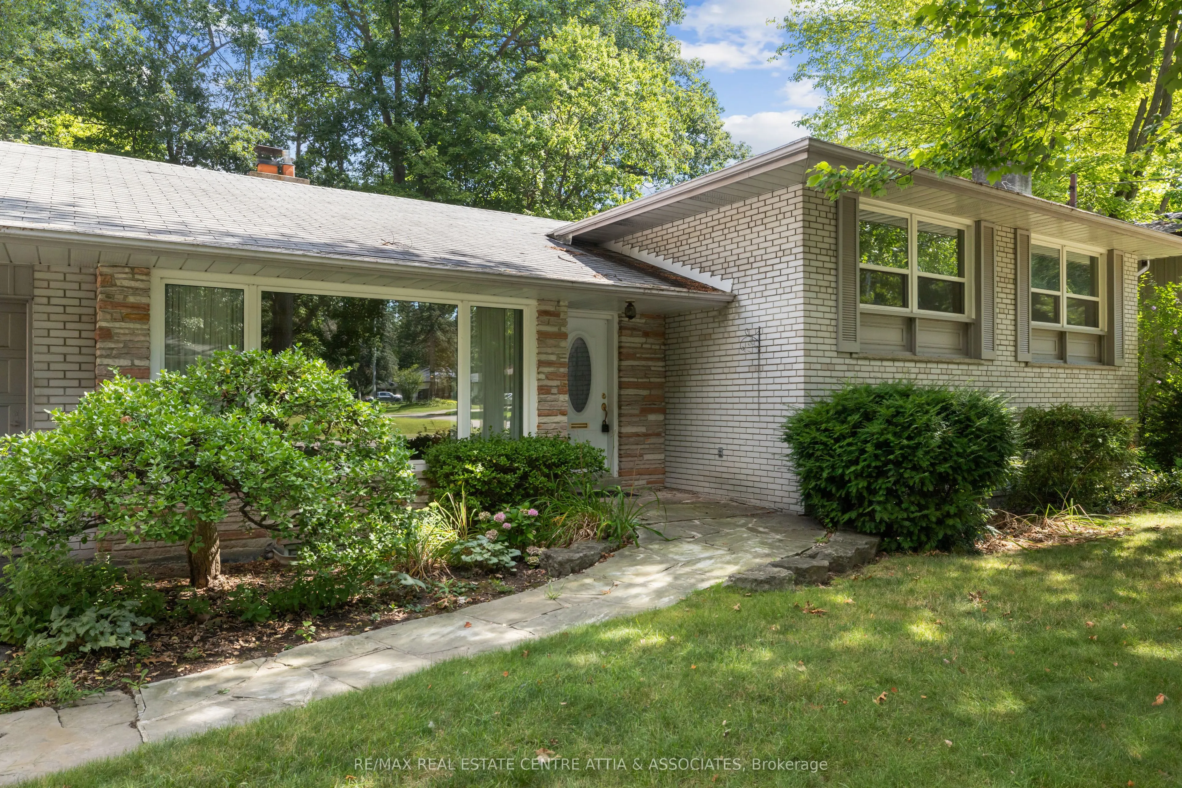 1475 Merrow Road