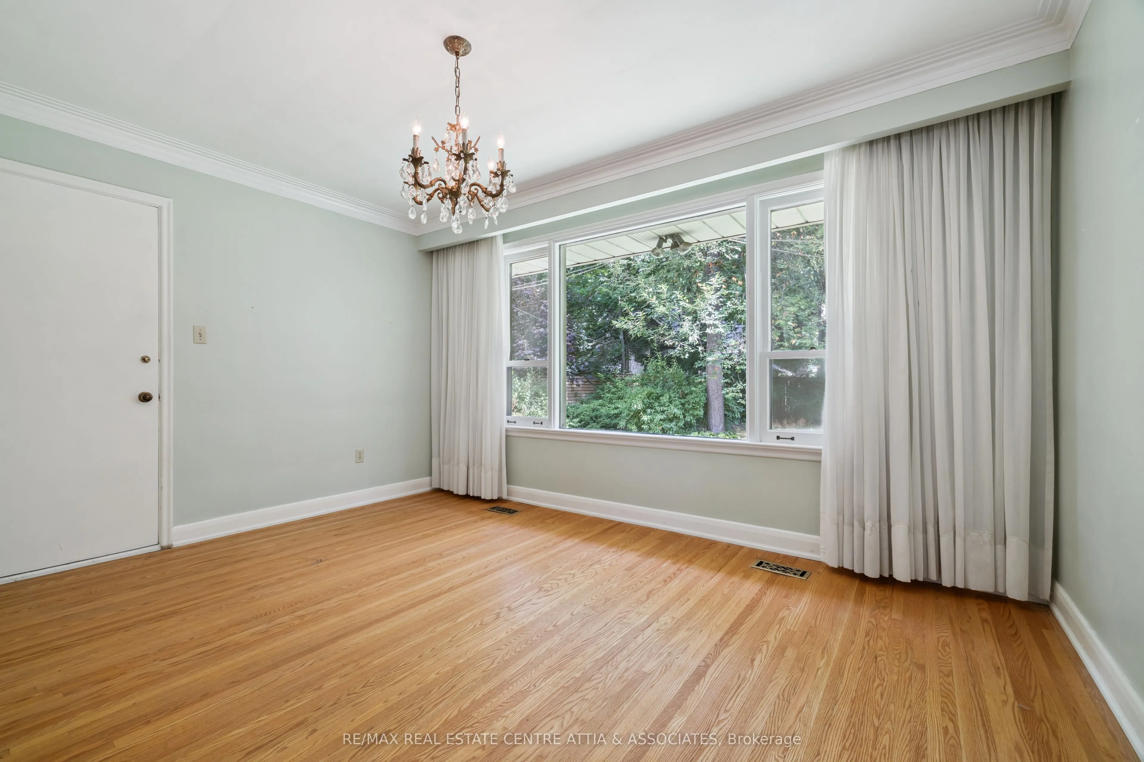 1475 Merrow Road