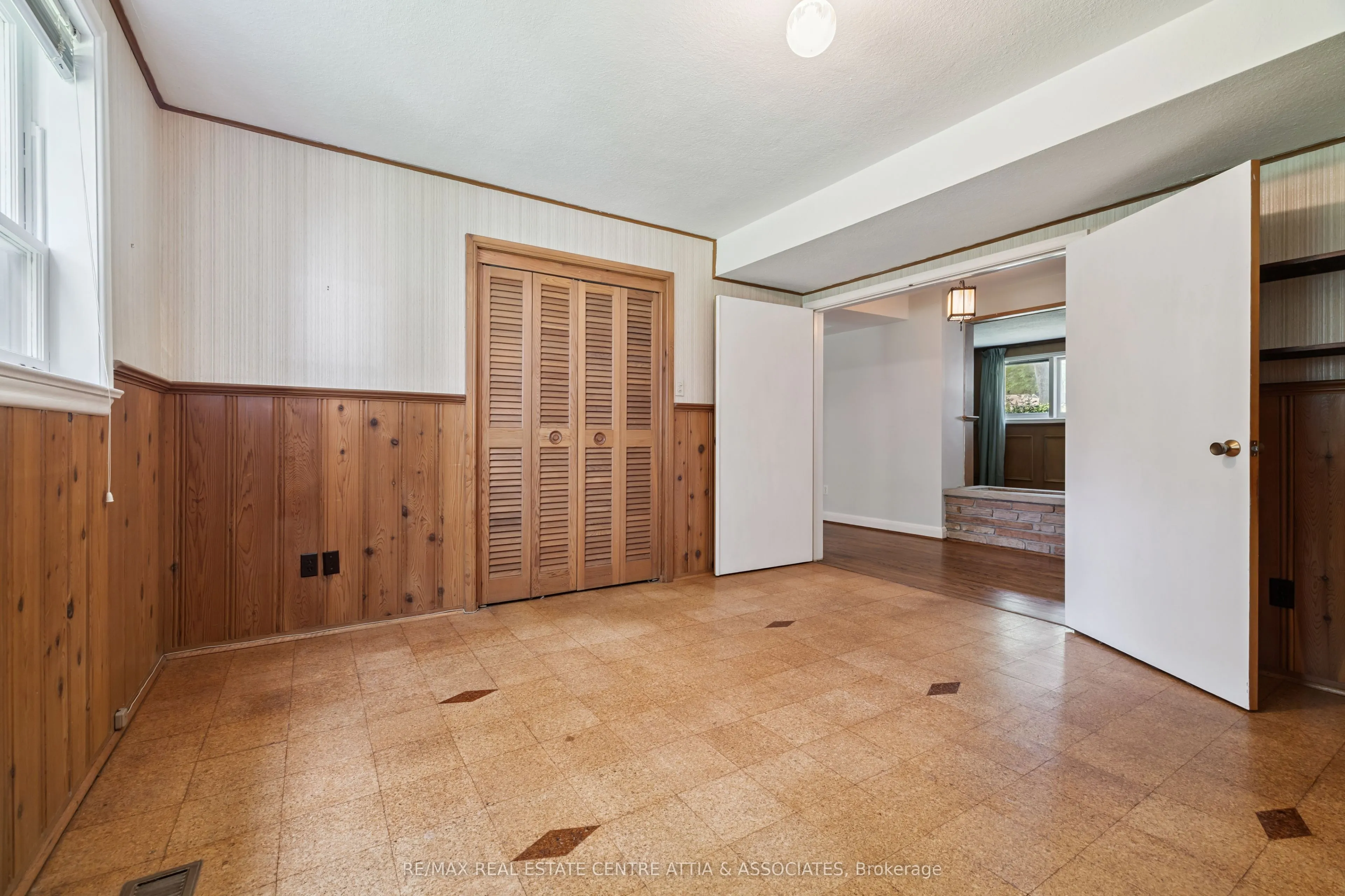 1475 Merrow Road
