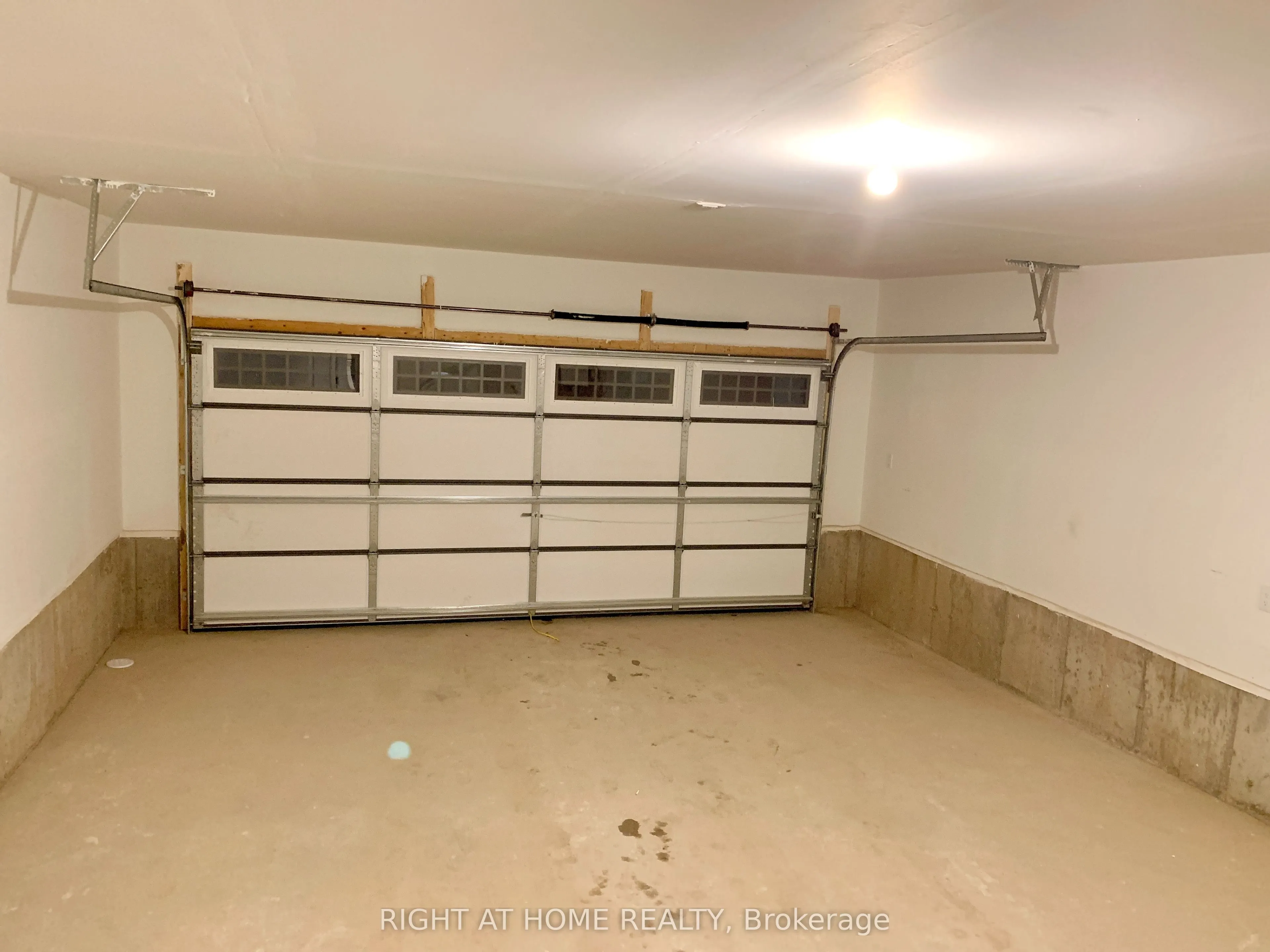 3099 William Cutmore Boulevard